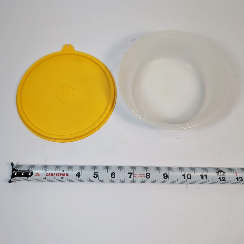 Vintage Tupperware 1842 Clear Wonder Bowl with 227 Yellow Lid